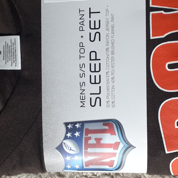 Clevland Browns Flannel Pajama Set - Medium - Picture 5 of 6